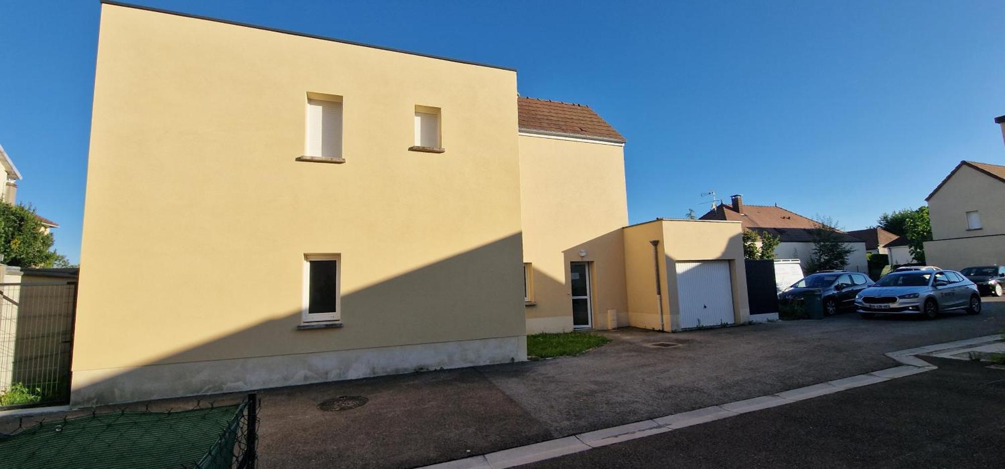 Maison Individuelle Parking Prive Et Gratuit Sainte-Savine Exterior foto